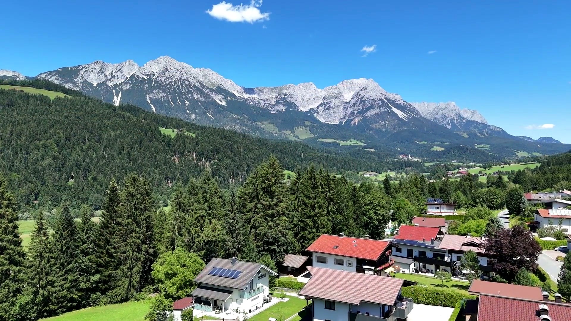 Blick vom Anwesen auf den Wilden Kaiser